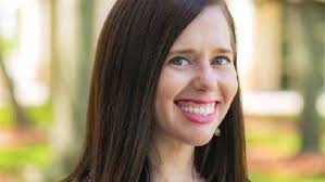 Hemenway to continue leading Florida Public Relations Association chapter