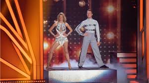 Nsam borim lets dance 2019 darshan naik. Pascal Hens Gewinnt Let S Dance 2019 Vor Schlagersangerin Ella Endlich Youtube