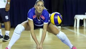 Последние твиты от carol gattaz fc (@gattazcarolfc). Carol Gattaz Sofre Lesao No Joelho E Desfalca Camponesa Minas