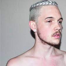 I'm losing my hair for 8 years now, and though it seems a slow process for me i wanted to see how does the bald look suit me. The 9 Haircuts No Man Should Ever Have