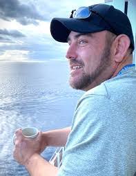 Meredith Fuller's Instagram, Twitter & Facebook