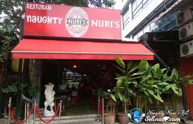 0,8 km van kuala lumpur vogelpark. Famous Signature Bbq Pork Ribs In Naughty Nuri S Kl Desa Sri Hartamas Kuala Lumpur Selina Wing Deaf Geek Blogger