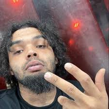 What's the difference in the red and blue games??