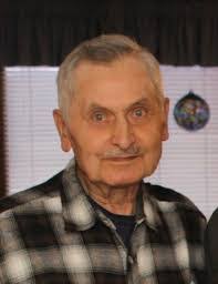 Dennis Felts's Instagram, Twitter & Facebook