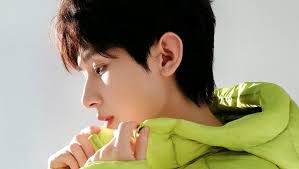 成毅英文名叫什么- 抖音