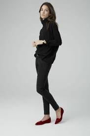 Resultado de imagen para camisas caladas para hombre. 30 Ideas De Camisas Negras Camisas Negras Camisas Camisa Negra Mujer