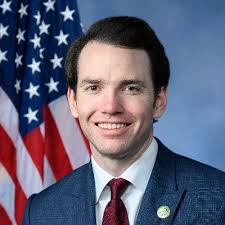 Dean Kinney (@dean_dkinney)