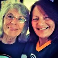 Vintage Tiffany style floral stained glass table lamp. Approximately 21"  tall. Stained glass shade diameter 15" PRICE IS FIRM.