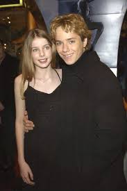 Wendy rachel hurd wood peter pan. Jeremy Sumpter And Rachel Peter Pan Movie Jeremy Sumpter Peter Pan Peter Pan 2003