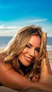 Lamento el fallecimiento de Heidi Bello, cantante que estuvo en Gozamba y  en Las Chicas del Can, hija de nuestro amigo Justo Bello, cantante de  Santiago. Falleció en el día de ayer