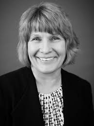 Oil prices reach 4-year high, experts question consistency