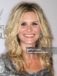 942 Bonnie Brown Photos & High Res Pictures