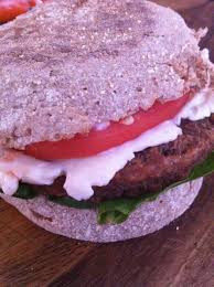 Whole Grain English Muffin Morningstar Veggie Burger Laughing Cow Light Swiss Tomato And Fresh Spinach Amazing 3 Veggie Burger Food Meatless Burgers