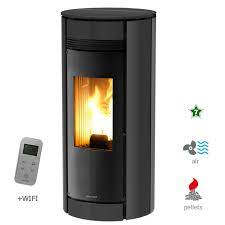 Il s'agit de petits bâtonnets cylindriques issus du compactage des résidus de scieries, comme les sciures et copeaux, sans colle ni additif. Poele A Granules Globo De Chez Jollymec En Acier Ou Pierre Ollaire Jollymec