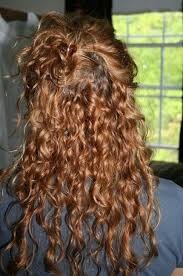 Type 3 curly hair ranges from a light curl to tight, curly tendrils, and usually have a combination of textures. 2c Or 3a I Just Don T Know Hair Styles Long Hair Styles Curly Hair Tips