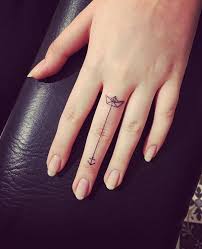 Feb 01, 2021 · best finger tattoo ideas wedding ring and couple tattoos. Great Looking Finger Tattoo Little Finger Tattoo Ideas For Girls Little Finger Middle Finger Ring Finger