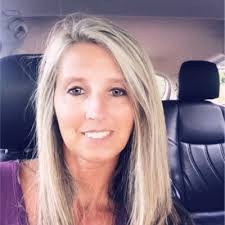 Teri Holmes's Instagram, Twitter & Facebook