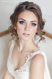 Leger Gelockt Halboffen Hochzeitsfrisur Hochzeitsstyling Brautfrisur Hochsteckfrisur Vintage Sty Wedding Makeup Looks Summer Wedding Makeup Bride Makeup