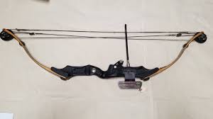 Bear Compound Bow Super Magnum 44 Massive Gun And Sporting Goods Auction Over 100 New And Used Firearms Of All Types Lots Of Bows Knives And Swords Too Right Hand Auctions