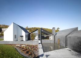 C'était un livre fantastique, je pense que je l'ai aimé encore mieux que le dernier. 13 Of The Best Contemporary Irish Homes On Dezeen