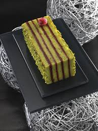 Epingle Par Benachour Naima Sur Gateau Patisserie Recette Patisserie Cake Pistaches