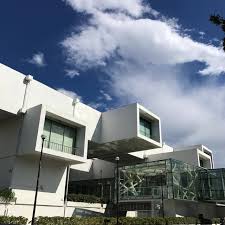 25% 自備款 表示除了貸款之外，你所必須準備的購屋現金 75% 銀行貸款 可視個人情況，選擇最優利率銀行進行辦理. å°ç£ å°åŒ—çš„å‡æ—¥å¥½åŽ»è™• åŒ—ç¾Žé¤¨