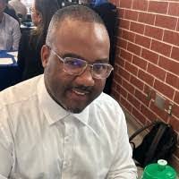 Deondre Shaw's Instagram, Twitter & Facebook