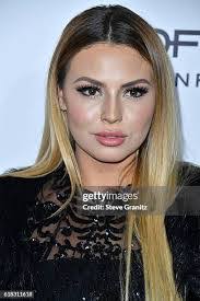 Jade Chapman's Instagram, Twitter & Facebook