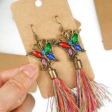 One of the less glamorous aspects of making jewelry (seriously though, are there any truly glamorous aspects?) is the need for earring display cards. Buy Earring Card Holder Earring Display Cards Hanging Earring Kraft Paper Tags 500 Pack 3 5 X 2 Inches Brown Online In Turkey B08lyj2vrk