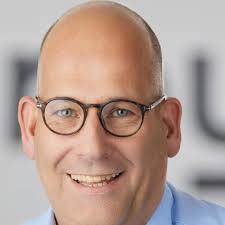 I live in Bangkok i like to meet you. 🤩🥰 You know, if you were my  boyfriend and lover, each day would start out with a kiss 💋 😘