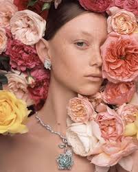 Luxury diamond flowers miami delivery is at zuma miami. Dior S Unveils Rosedior Jewelry Collection Cr Fashion Book