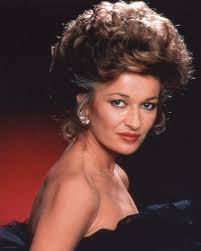 BEACHAM, STEPHANIE (31627) 8x10 Photo £2.99