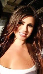 Sylvie Vaught, 7402 Beverly Blvd, Los Angeles, CA 90036, US