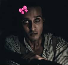 Assad ponders where it all started to go wrong with Armand and Louis in  Dubai... : r/InterviewVampire