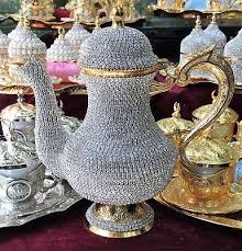 Swaroski Decorated Beads Tea Pots High Value Hand Made Arabic Luxury Glamour Decor Idees De Decor Decorer Boite
