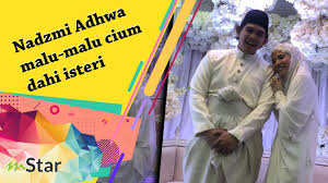 Nazwi adhwa dan ardell aryana. Nadzmi Adhwa Malu Malu Nak Cium Dahi Ardell Aryana Akhirnya Sah Bergelar Suami Isteri Youtube