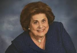 Adrianne Andrews's Instagram, Twitter & Facebook