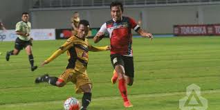 Kericuhan terjadi setelah laga persiba bantul vs persinga ngawi di stadion sultan agung bantul. Mitra Kukar Ditahan Sepuluh Pemain Persiba Balikpapan Bola Net
