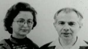 Amazon.com: Herb & Dorothy : Will Barnet, Robert Barry, Lynda Benglis,  Christo and Jeanne-Claude, Chuck Close, Robert Mangold, Sylvia Mangold,  Lucio Pozzi, James Siena, Pat Steir, Richard Tuttle, Dorothy Vogel, Megumi  Sasaki: