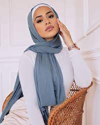 Shop jersey hijabs, woven hijabs, hijab magnets and more. Culture Hijab Co A Publie Sur Instagram The Perfect Jersey Does Exist Bazzibatul In Dusk Premium Jersey Einfache Frisuren Mittellang Kopftuch Frisuren