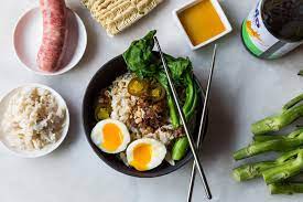 10 Ways To Soup Up Ramen For 10 Or Less Ramen Recipes Easy Ramen Toppings Easy Ramen