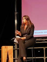 Scomparsi dalla tv, che fine hanno fatto i conduttori di solletico. Simona Rolandi Wikipedia