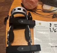 NEW Dual OA Reliever Hinged right knee Brace , medium 18-21” thigh - 14-17”  calf