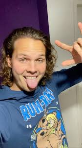 What a season 🏊‍♂️🚴‍♂️🏃‍♂️📸👨‍💻🍻✈️✅, For my first ever triathlon  season. I’ll take it , To an even harder, more brutal but far more  rewarding season next year 🍻🙏😮‍💨