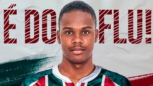 Empresário de Alexandre Jesus confirma chegada do atacante ao Fluminense