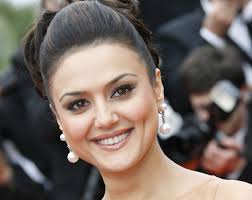 Beautiful Smile Cute Preity Zinta 1600x1275 Wallpaper Teahub Io You can also upload and share your favorite preity zinta wallpapers. beautiful smile cute preity zinta
