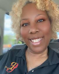 Chelsealya Payne (@payneandglory) • Instagram photos and videos