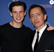 Best of gad elmaleh, de ses meilleurs moments (sketchs, télévision, interview.) / partie 1sur cette chaîne , retrouvez tous les best of des meilleurs. Noe Elmaleh Net Worth Bio Age Height Wiki Celebnetworth Net