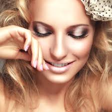 Diamond Nails Fullerton