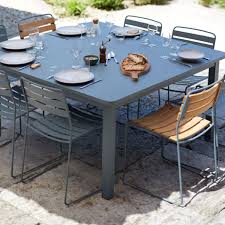 A guide to attractive terraces, specially designed to meet the expectations and needs of professionals! Table Craft Fermob Jardin Passions Rouen